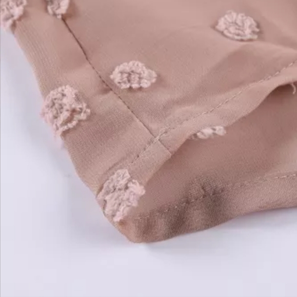 β€οΈπHPπNew Ruffled Swiss Dot Split Neck Ruffle Babydoll Blouse - Picture 8 of 16